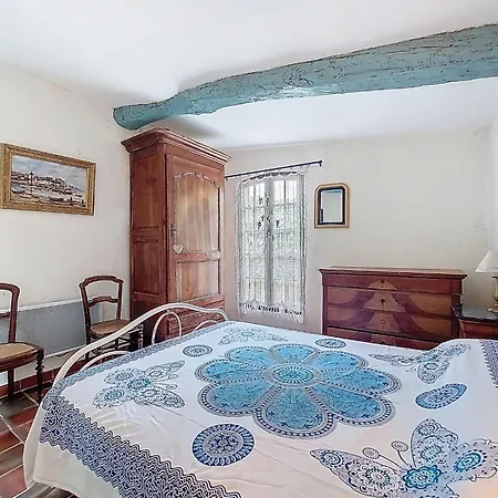 Nyaraló Petichaud By Interhome